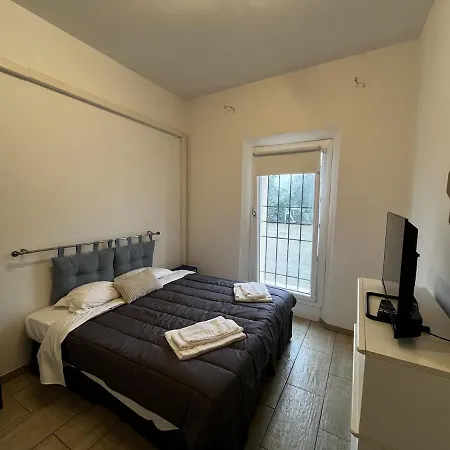 Easy 2 - A 2 Passi Dal Centro Apartment