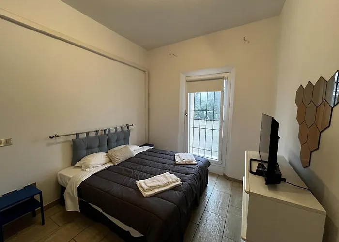 Easy 2 - A 2 Passi Dal Centro Apartment